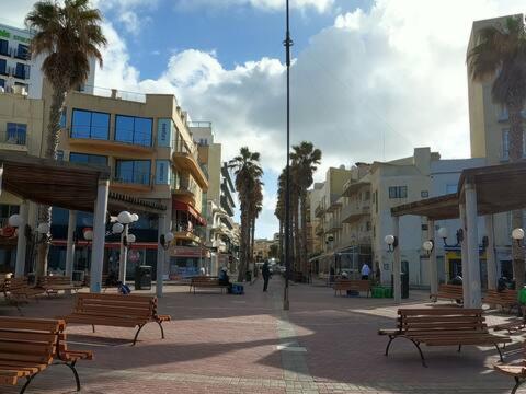 The Clover San Pawl il-Baħar Extérieur photo